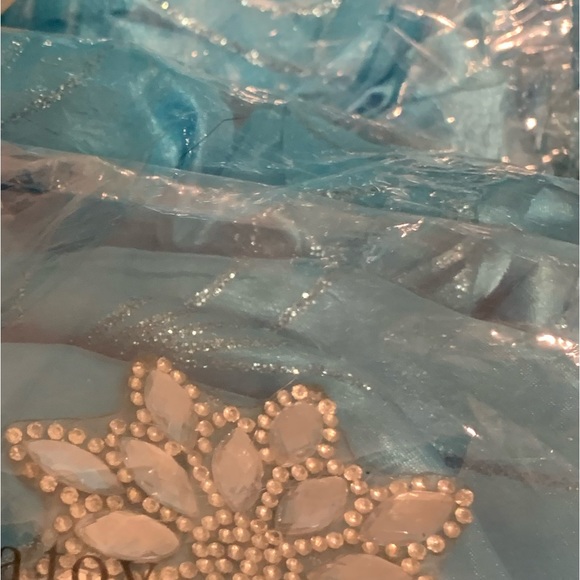 NEW Halloween Costume Children’s Princess Elsa for girls Size 1-3T and 7-9 years - Picture 7 of 7